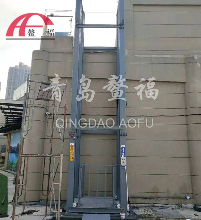 如何挑選貨梯舉升機(jī)？
